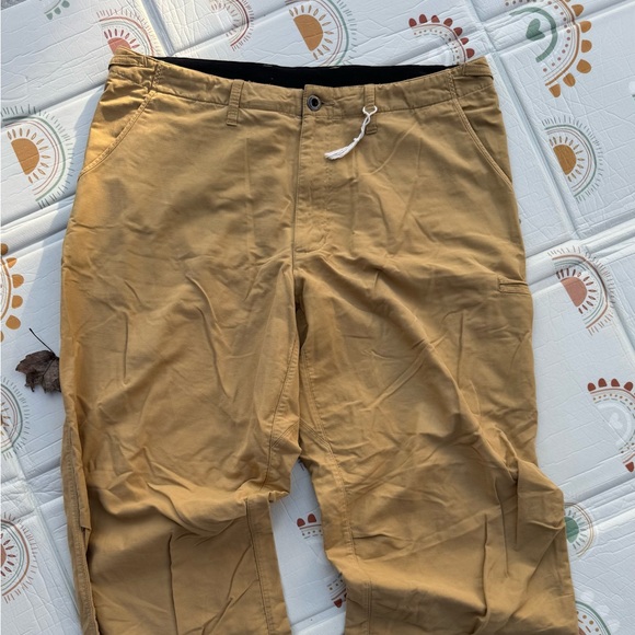 Patagonia Other - Patagonia Men's Cargo Pants in Khaki Brown